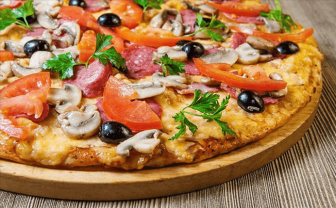Як приготувати піцу з грибами: 8 різноманітних рецептів