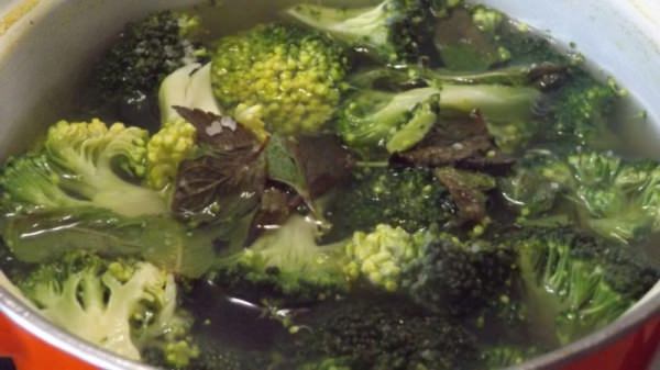 Як варити заморожену брокколі – 4 смачні рецепти