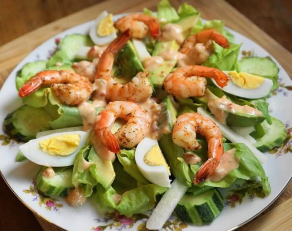 Салат з морепродуктів — смачні рецепти