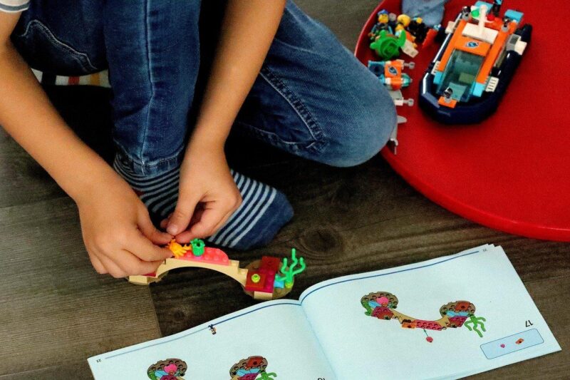Конструктори LEGO: арт-терапевтичний ефект
