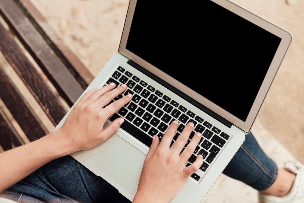 Как продлить жизнь вашему MacBook: советы по уходу и ремонту