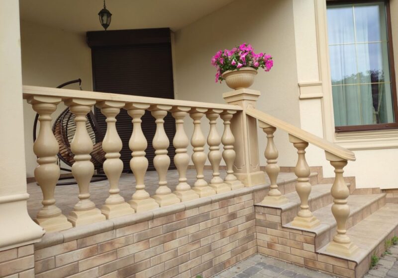 Декоративні балясини