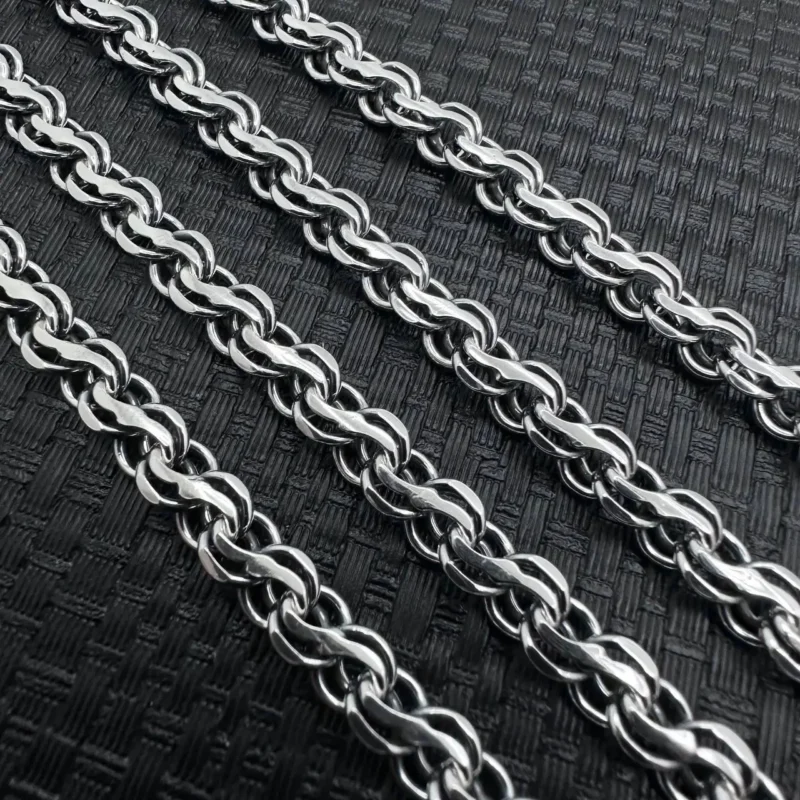 Срібні прикраси від Family Jewelry
