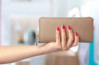 Кожаные женские кошельки